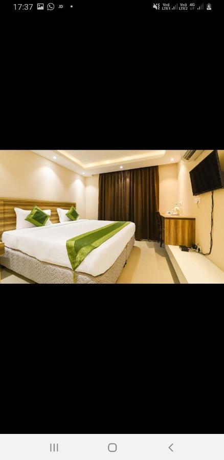 Aval International Hotel Gurgaon Exterior foto